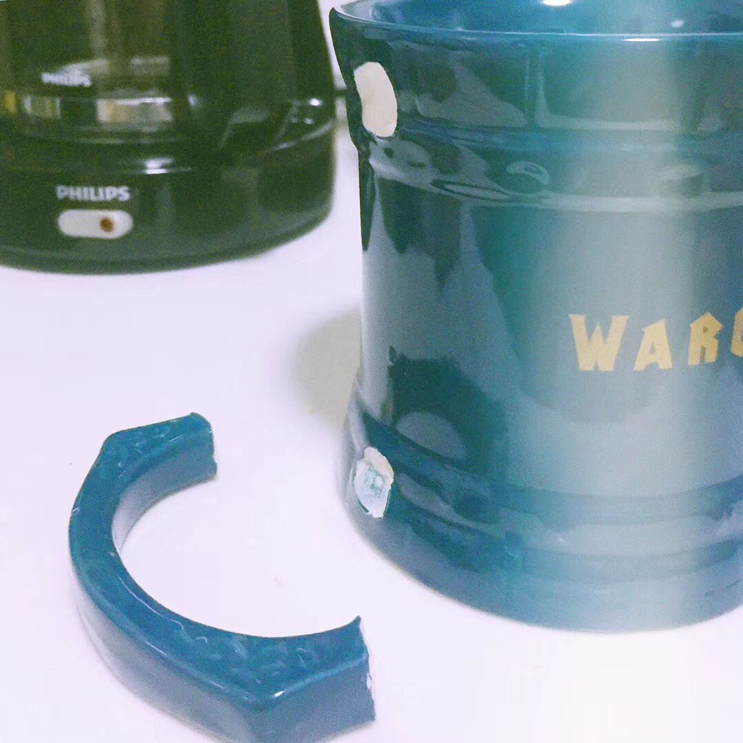 我只是想刷个杯子……