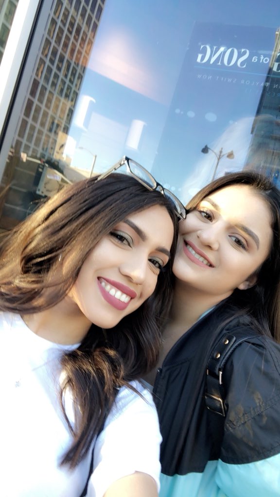 emilyvzzz's tweet photo. Happy birthday to my bestfriend! You’re my favorite person to do absolutely nothing and everything with, thank you for always being real w me no matter what and always making me laugh/cry😘 ilysm w all my heart💗  #est09 https://t.co/KFYDGTUeLS