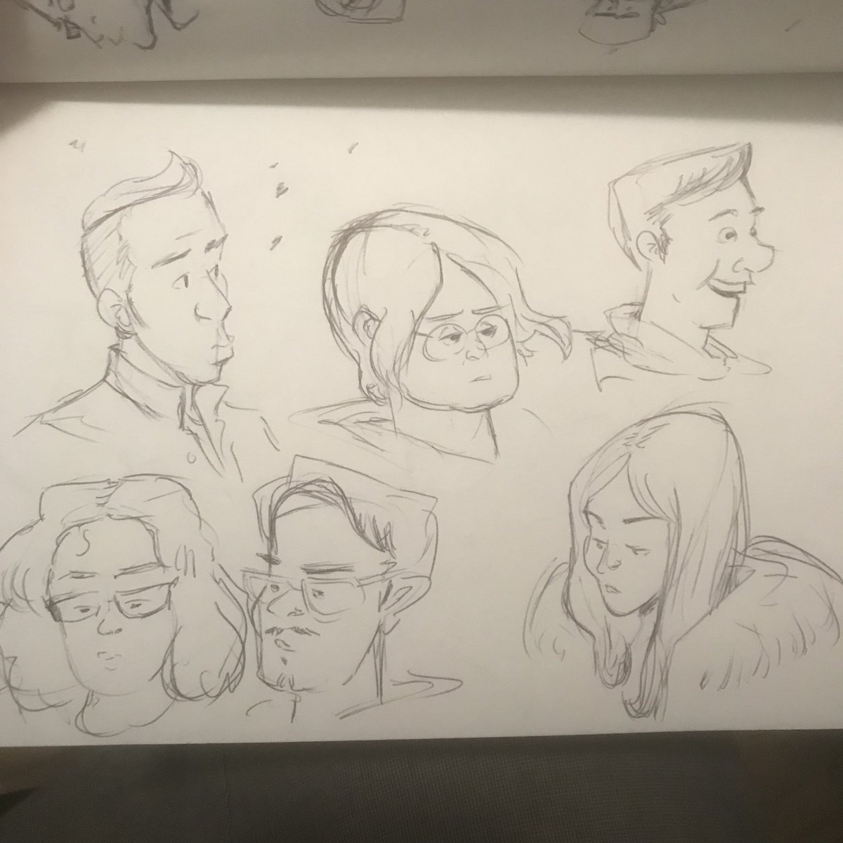 Oh hey I finished a sketchbook today too! Workin out those Drawing On a Moving Train muscles ??? here's some recent favs
#sketchbook #sketch #subwaydrawing 