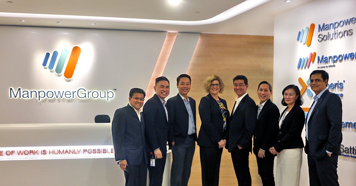 ExperisSG's tweet photo. Guess who’s here? @MaraSwan (ManpowerGroup’s EVP, Global Strategy and Talent) is in #Singapore! She’ll be speaking at a conference organized by #TAFEP this Fri, so stay tuned! https://t.co/vmhjBYBmHn