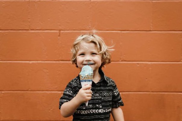gnubees's tweet photo. Tis the season. The weather is getting warmer, and we're a'okay sneaking an ice cream cone every once in a while. https://t.co/nW2SsTjAC3