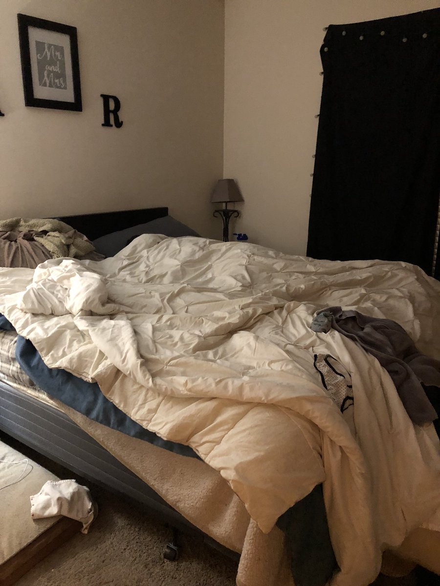 abisapoval's tweet photo. When you can’t find your fiancé under the 20 blankets on the bed 💁🏽‍♀️ https://t.co/wLnM0YrDtf