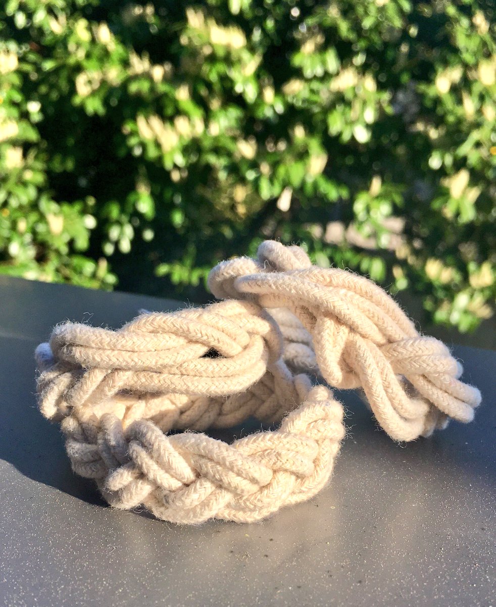 MissMalcomson's tweet photo. Taught the students how to make a turks head knot bracelet!#afterschoolprogram #craftingworkshop https://t.co/S83jYposZq