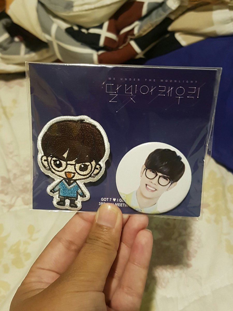 preempreem39's tweet photo. นัดรับหน้าคอนวันอาทิตได้นะคะ #ตลาดนัดอากาเซ #ขายของสะสมgot7 #ตลาดกัซss3 #ชัคกี้ #ที่คาดผมชัคกี้ #ของเล่นชัคกี้ #WEUNDERTHEMOONLIGHT #GOT7FANMEETING4TH https://t.co/KhcDO4qo7B