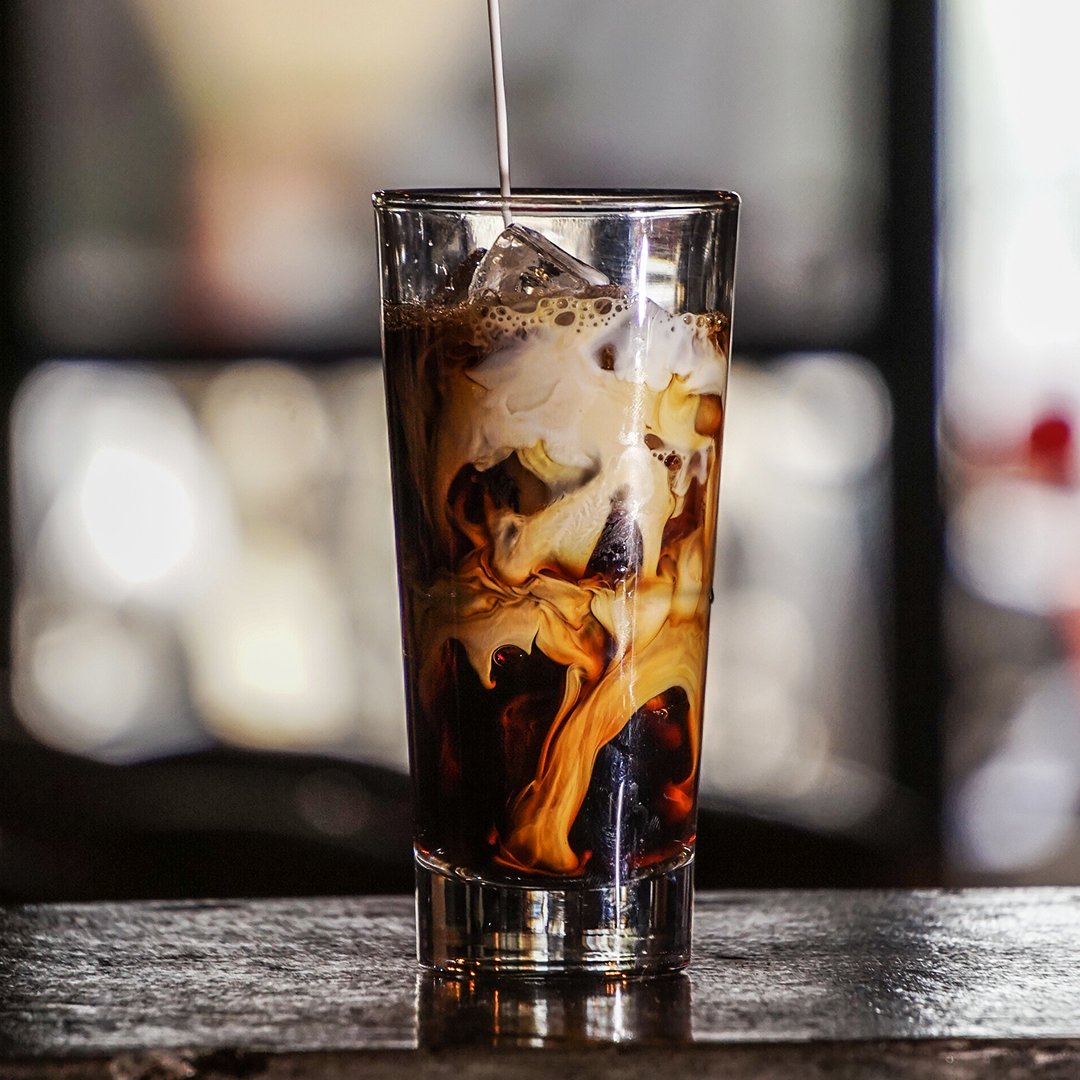 iglumx's tweet photo. No digas frío hasta no ver Iglú en tus bebidas. #ConIgluSiMeSabe #ElToquePerfecto https://t.co/TtudS0xDZm