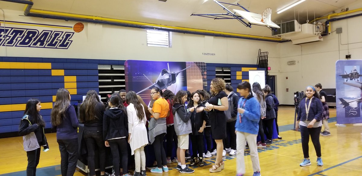 YWSteamPrepNT's tweet photo. Thank you @LockheedMartin #Engineers and @utep @utepengineering for #EngineeringInTheClassroom program you brought to us today! Our students were inspired, intrigued, and encouraged to dream big! @ELPASO_ISD @newtechnetwork #F35simulators https://t.co/RjBJic32yj