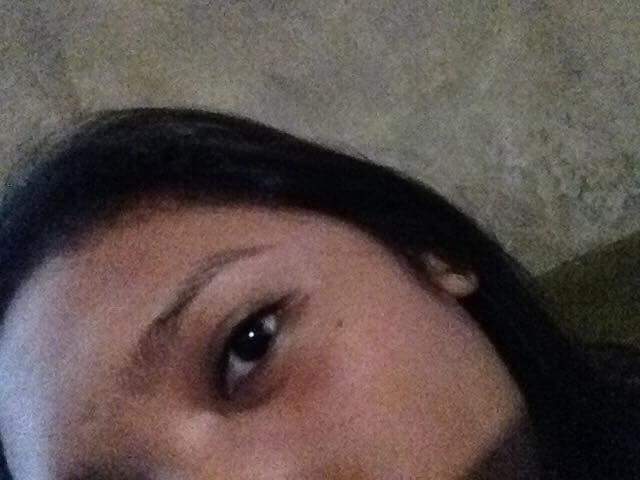 One eye 😂👌