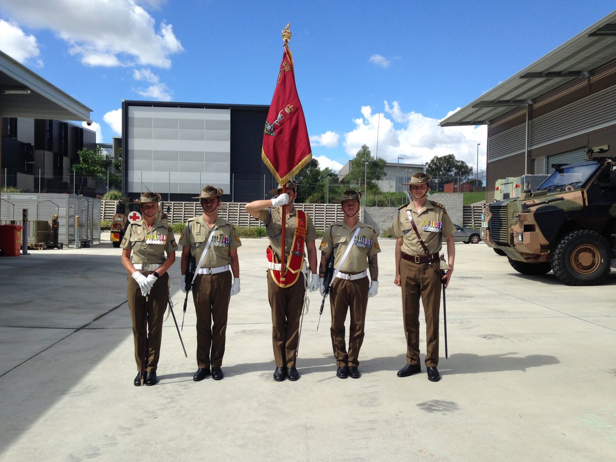 7 CSR coming together with members of HQ 7th Cbt Bde and 136 Sig Sqn to commemorate current and former serving soldiers at the ANZAC Day Dawn Service and Brisbane City March 2018
#7thBrigade @COFS_7_BDE <a href="/CO7CSR/">Leslie Juckel</a>