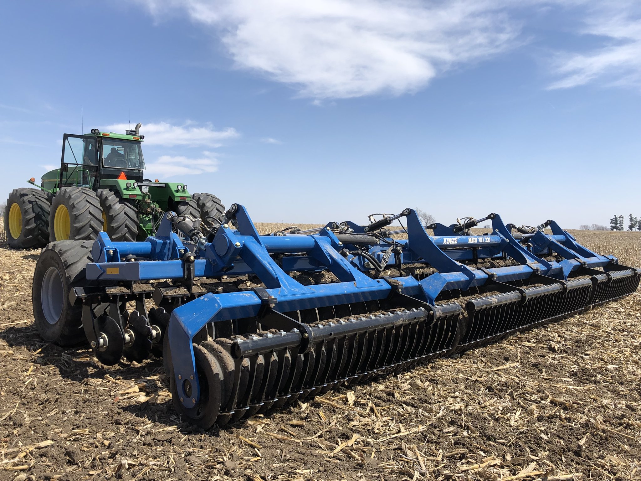 OTICO - FARMFLEX ® on Twitter: "OTICO LSTX 590 : perfect work on Kinze...