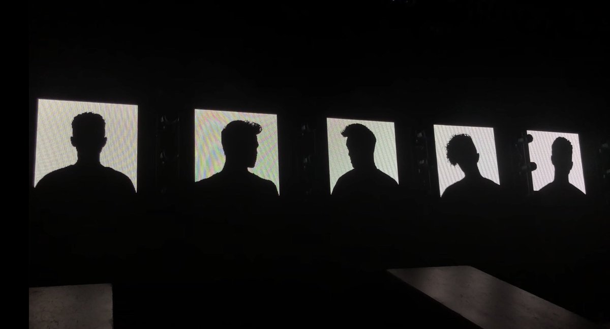unknownnadiaa's tweet photo. Have you ever... taken a chance?
And put everything on the line?
I never thought we’d be here
Five brothers..all with the same dream
And now...you’re cordially invited to the invitation tour!

 #InvitationTourMemories
#InvitationTourchicago https://t.co/7rTTjTfc8b