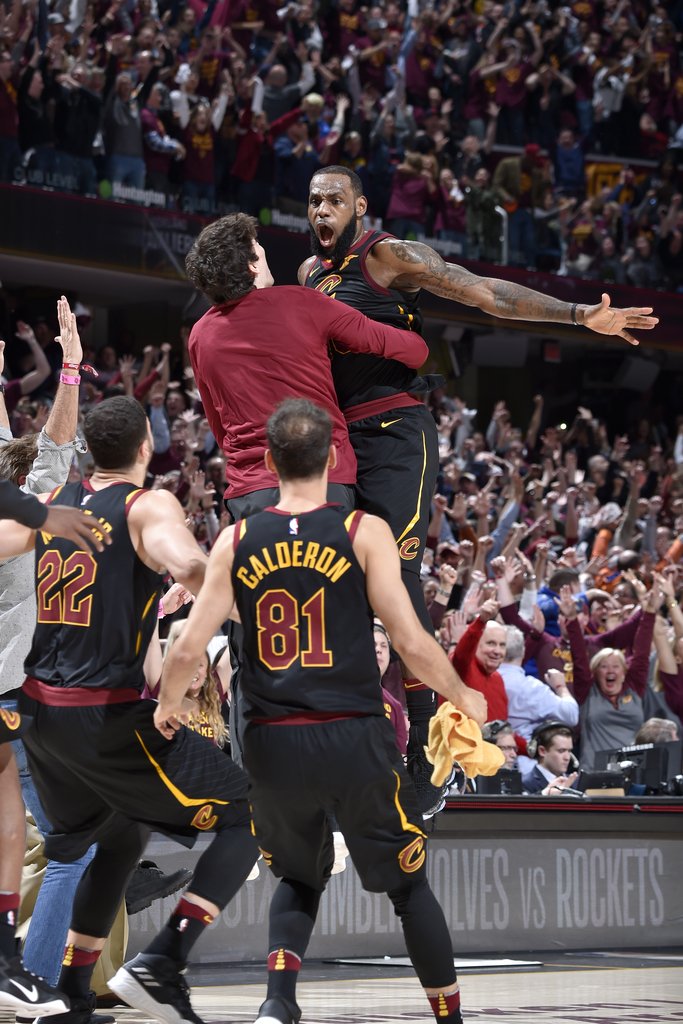 BleacherReport's tweet photo. Name Me King 👑 https://t.co/oLsZs3Ey27