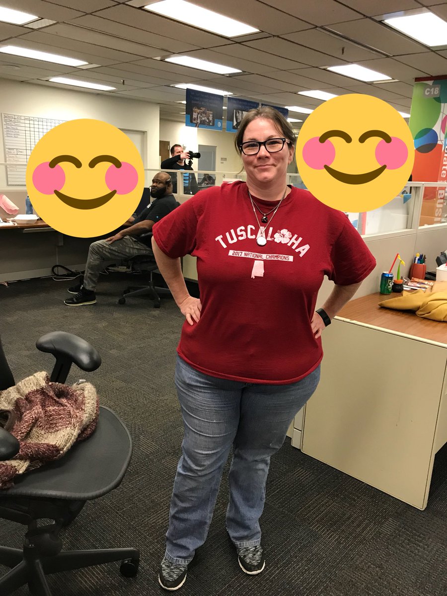 alandria_fox's tweet photo. Happy 5 year service anniversary to JeVon Reynolds, Shana Craig, Shaneka Franks, Adriane Goodson and Patricia Vanhorn!!!!🎉🎉🎉@mrscorporate @TonySmith4ATT @teamjohnsonbham @BirminghamDMDR @Team_Martin_att #TUGGLENATION #richinghamdelivers https://t.co/fMGvMY2B1C