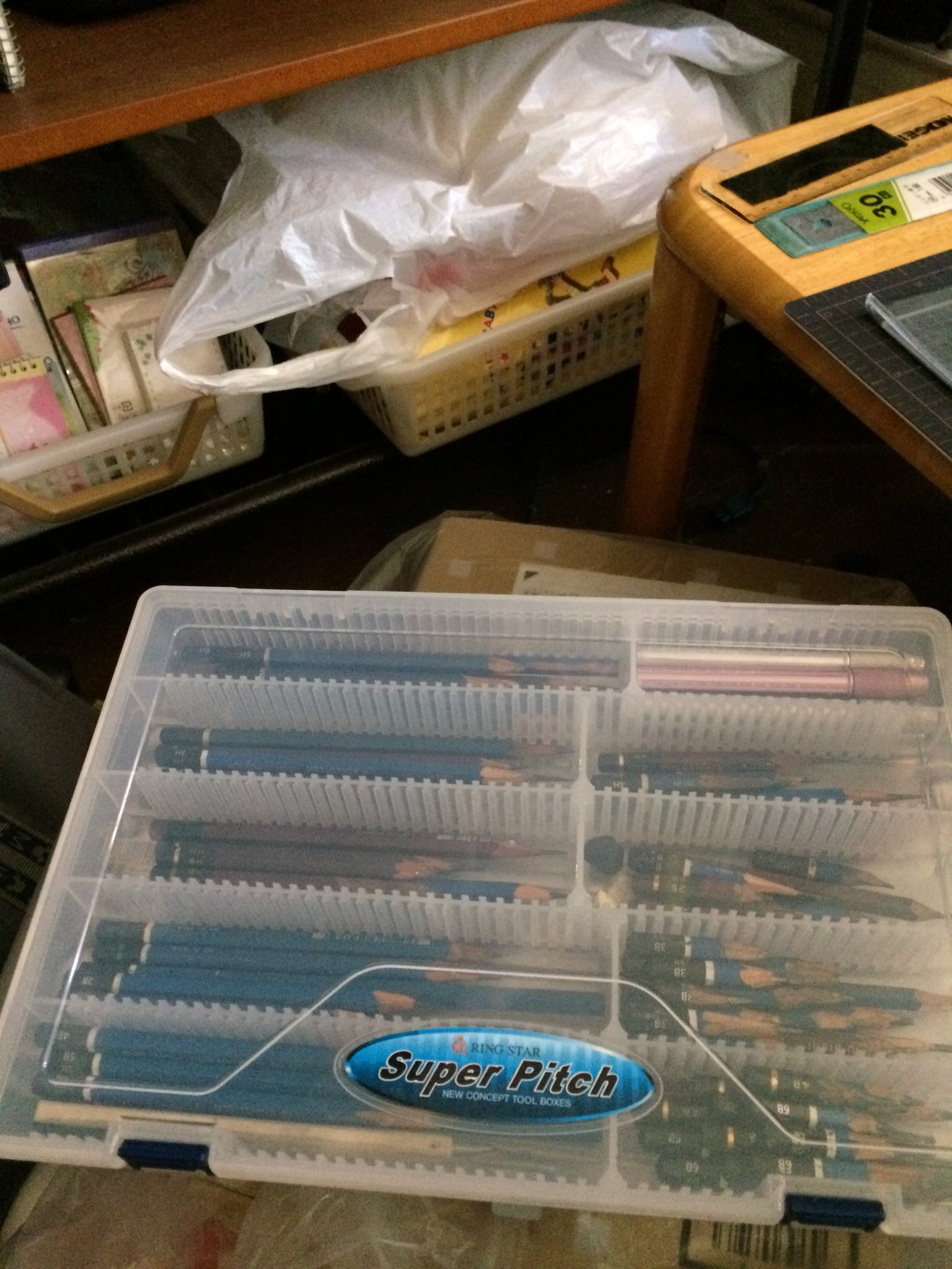 Shrimp در توییتر リニューアル鉛筆デッサン道具箱 ご参考までに ちなみに仕切りなしの缶などは使いづらいので 全くオススメしません 鉛筆デッサン 道具箱 Shrimp در توییتر リニューアル鉛筆デッサン道具箱 ご参考までに ちなみに仕切りなしの缶などは使いづらいので 全くオススメしません 鉛筆デッサン 道具箱