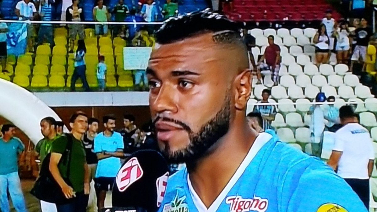 sigaPaysandu's tweet photo. Cassiano, hoje marcou dois gols e se tornou o maior artilheiro da #CopaVerde em uma temporada.
ATL 0 x 2 PAY
⚽ 09" 2T Cassiano (Pay)
⚽ 27" 2T Cassiano (Pay)
#CopaVerde
#FinalDaCopaVerde https://t.co/M02KIN8ue9