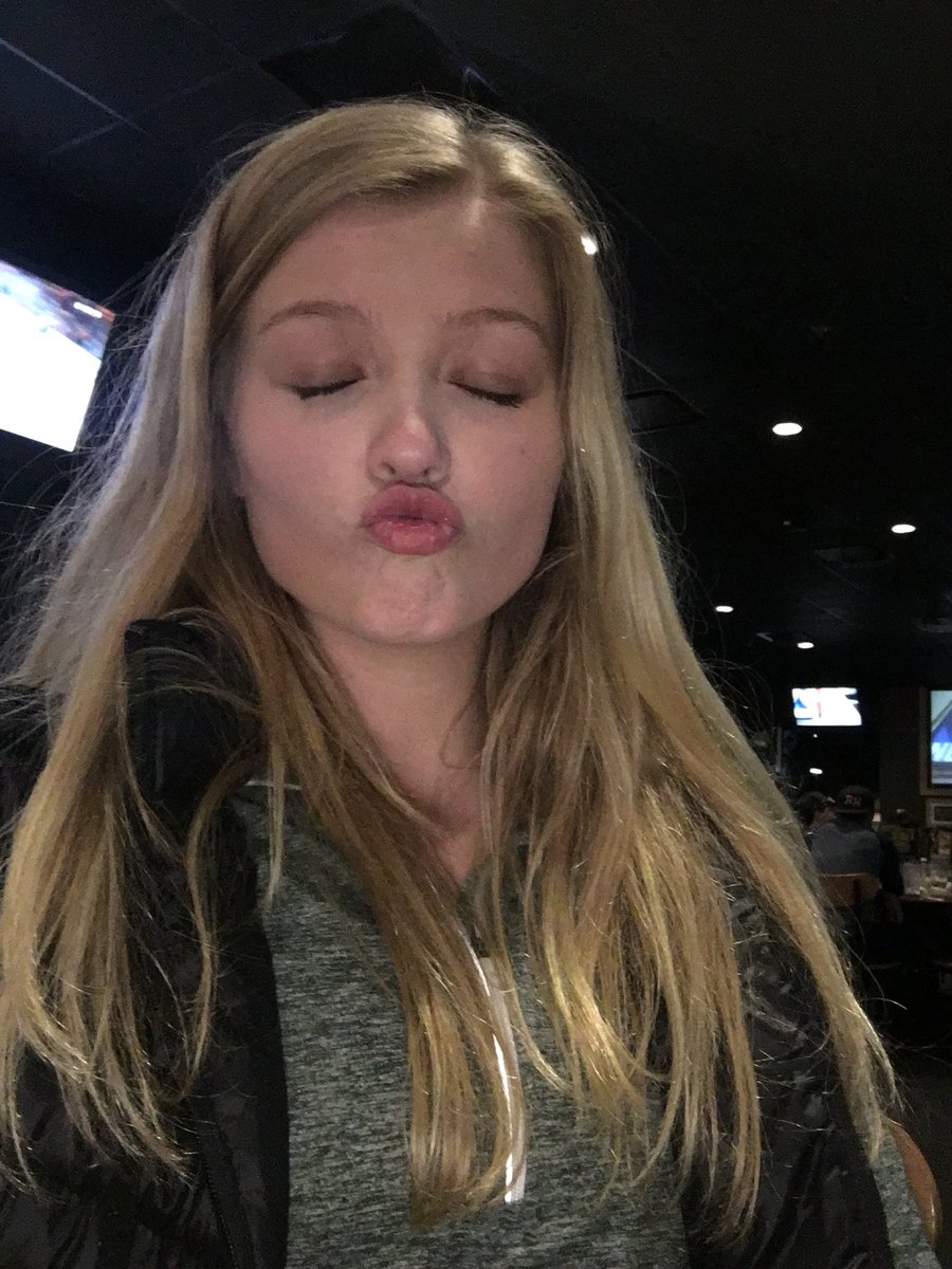 impoopingrn's tweet photo. Happy birthday baileyyyyyyy!!!!!!! I have way too many selfies of you on my phone but I picked a few of my favs. ❤️❤️❤️❤️❤️❤️❤️ you so much hope you had the best day. @baileykpease https://t.co/4cOQHXc8t2
