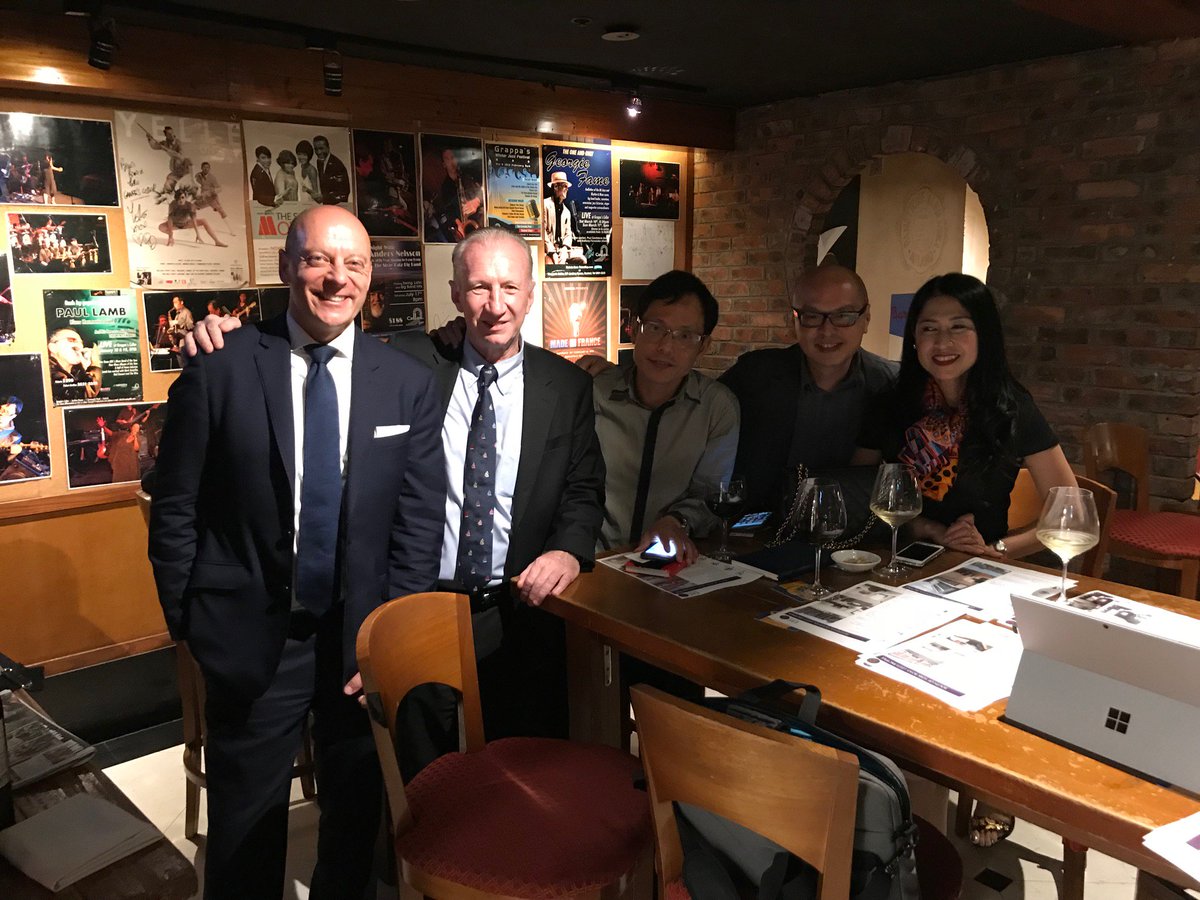 RobertERE's tweet photo. Our latest Investor event at Grappa's Cellar was a great opportunity to catch-up with familiar and new faces and talk about UK property hotspots. We hold these events each month, get in touch if you want details of the next one. https://t.co/PjIX0MORqR