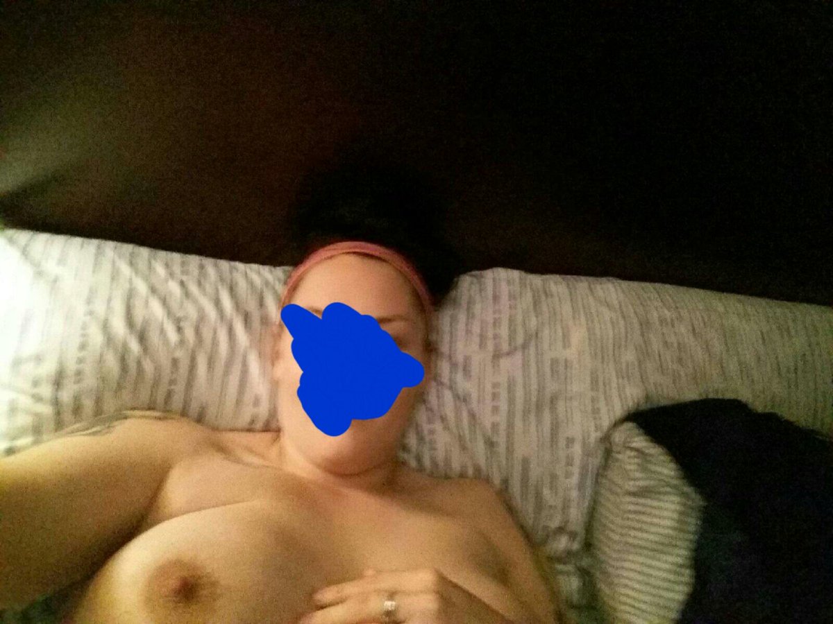 TandA_pics's tweet photo. From anon: this little cutie had the best tits and no wasn't in her vocabulary #exgf #exgfpic #exgfexposed #exgfrevenge #shareyourex #submittedpic #titsout #boobs #nudeselfie #xxselfie https://t.co/a3n0uIDyEB