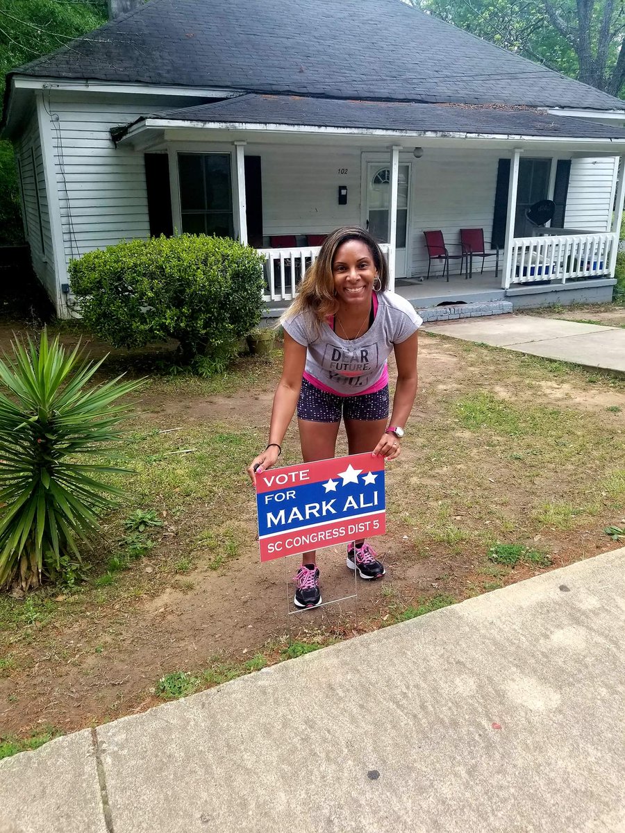 CongressAli's tweet photo. My wife @msjenali out planting yard signs on this gorgeous day! Thank you to Jackie for your support!! She's sweet and golden inside and out!!
#Chester #Myroots
#MarkAliForCongress
#WorkingPeopleCampaign https://t.co/azfYfPazo7