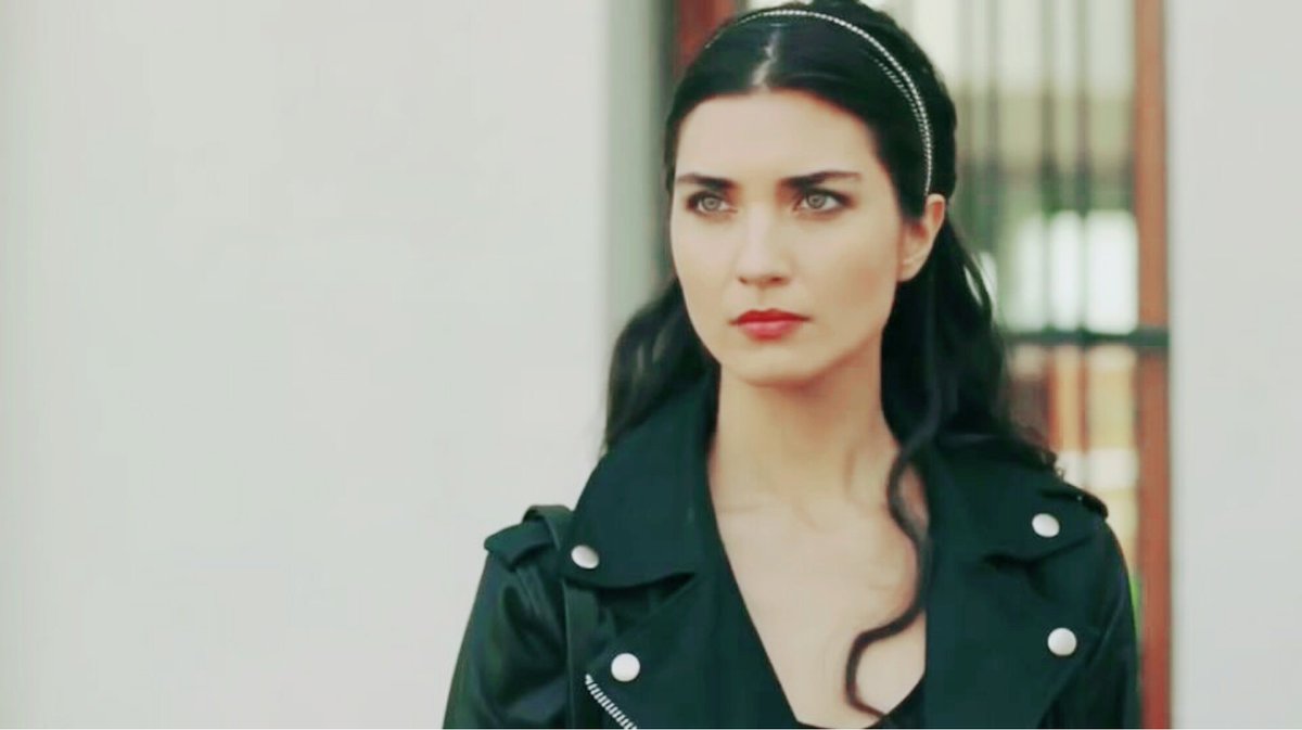 SignorinaElif_'s tweet photo. Bueno, ya que arruinaste brillantemente mi día voy a tener que trabajar en mi casa con @LeventInancArg.  ;)
AL FIN SE TE DIO ARDA 
#KaraParaAsk https://t.co/hKykP9zUuj