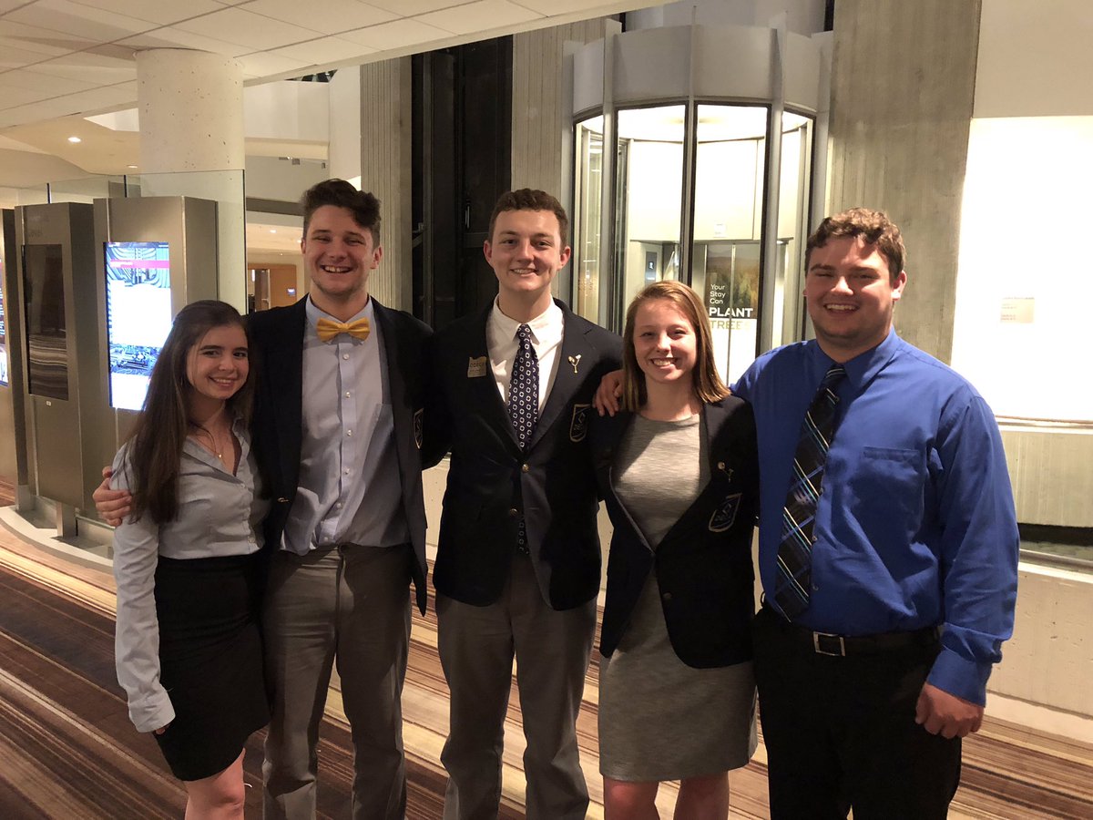 ORDECA_Philip's tweet photo. It has been an amazing time spent with not only an incredible group from Oregon DECA, but with great members from all over the world. Until next time. #icdcdeca https://t.co/RhDSpR99gT