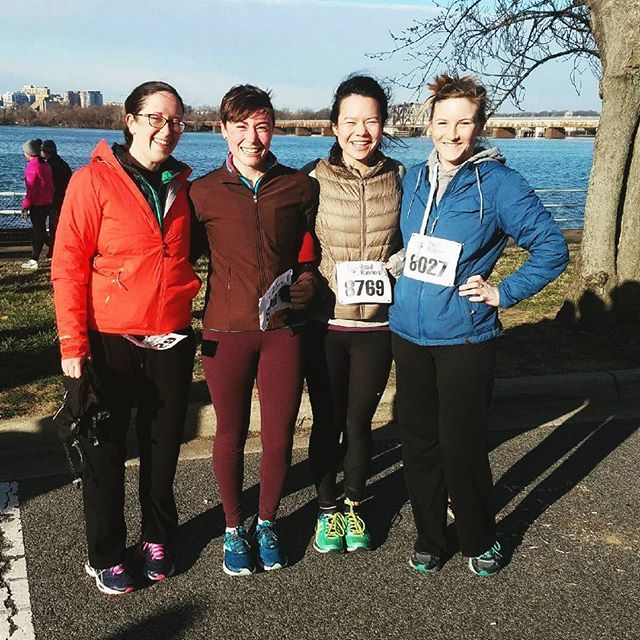 WildWWomen's tweet photo. Pretty smiley for running a 5k in below 30 degree temperatures 💪#latergram https://t.co/vhiYJHu7bA https://t.co/LaBlAeODle