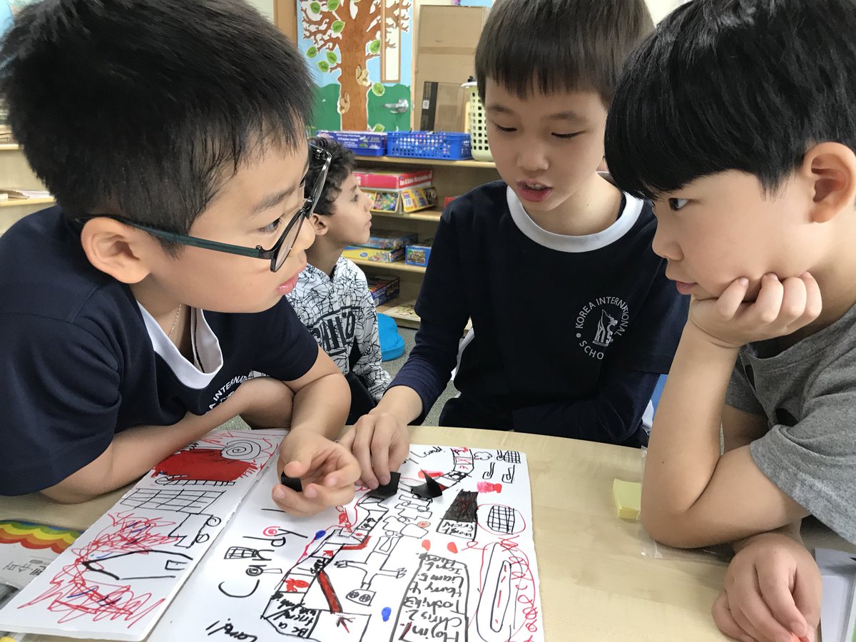 alicedahny's tweet photo. 2nd graders testing their toy/game inventions to their end users-our Kindergarten Buddies! @davidleeedtech @pmduffy2 #kispride #2Crocks #KBrocks #kolab #design #designthinking #2ndgrade https://t.co/QFQ9lrJg21