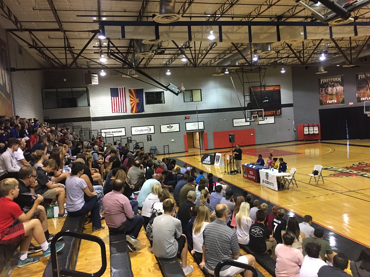 RSLArizona's tweet photo. Great turnout and great information sharing at RSL-AZ college panel night. The future is bright for these players
#AZAsOne https://t.co/N1wid41otq