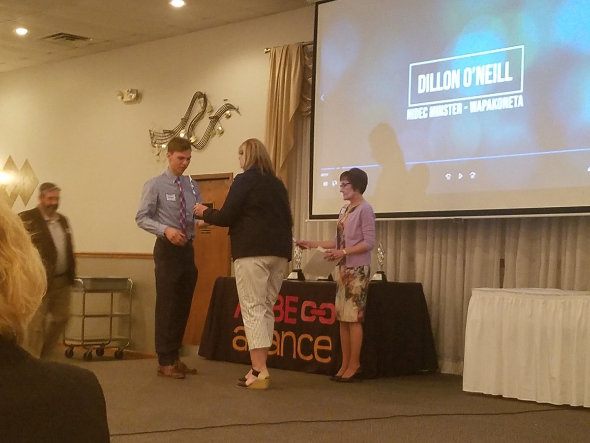 KelliTebbe's tweet photo. Congratulations Auglaize 20 Under 20 winners.  Alex Turner, Allison Moore, and Sara Little from St. Marys.  DJ O'Neill from Wapakoneta.  Delaney Farley from New Knoxville. 
#EducateServeConnect #hometownopp https://t.co/rueUzZVrZy