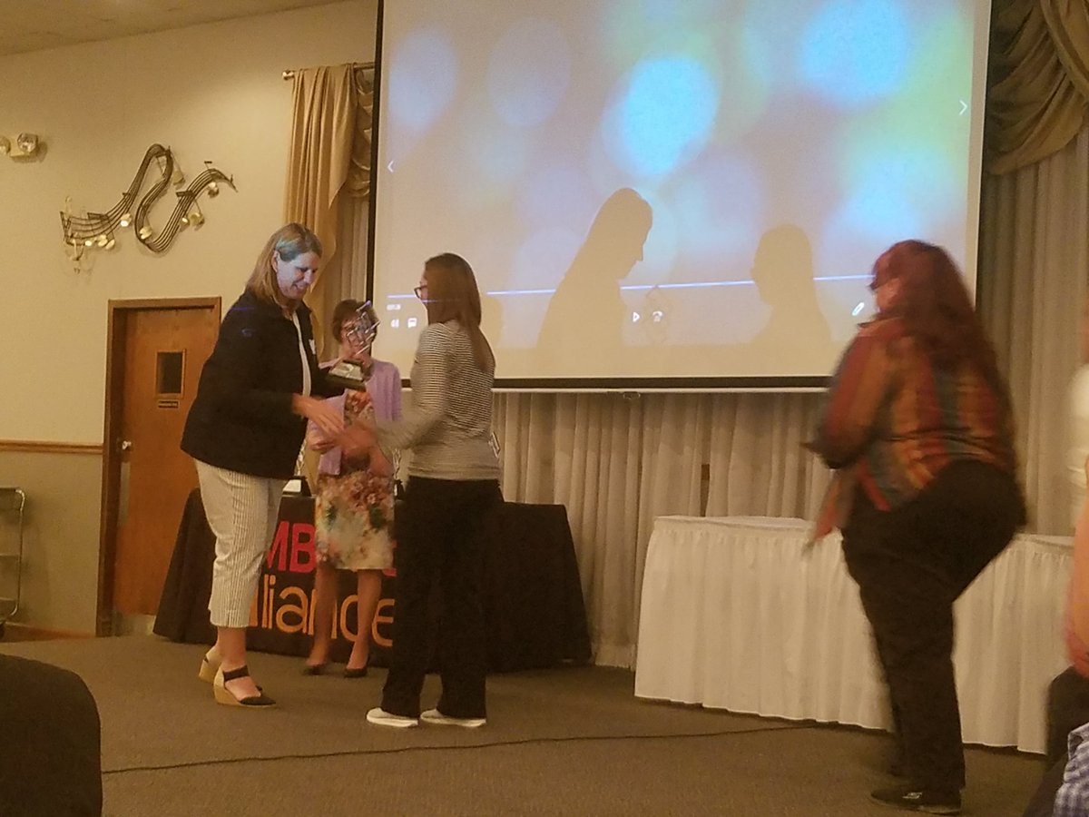 KelliTebbe's tweet photo. Congratulations Auglaize 20 Under 20 winners.  Alex Turner, Allison Moore, and Sara Little from St. Marys.  DJ O'Neill from Wapakoneta.  Delaney Farley from New Knoxville. 
#EducateServeConnect #hometownopp https://t.co/rueUzZVrZy