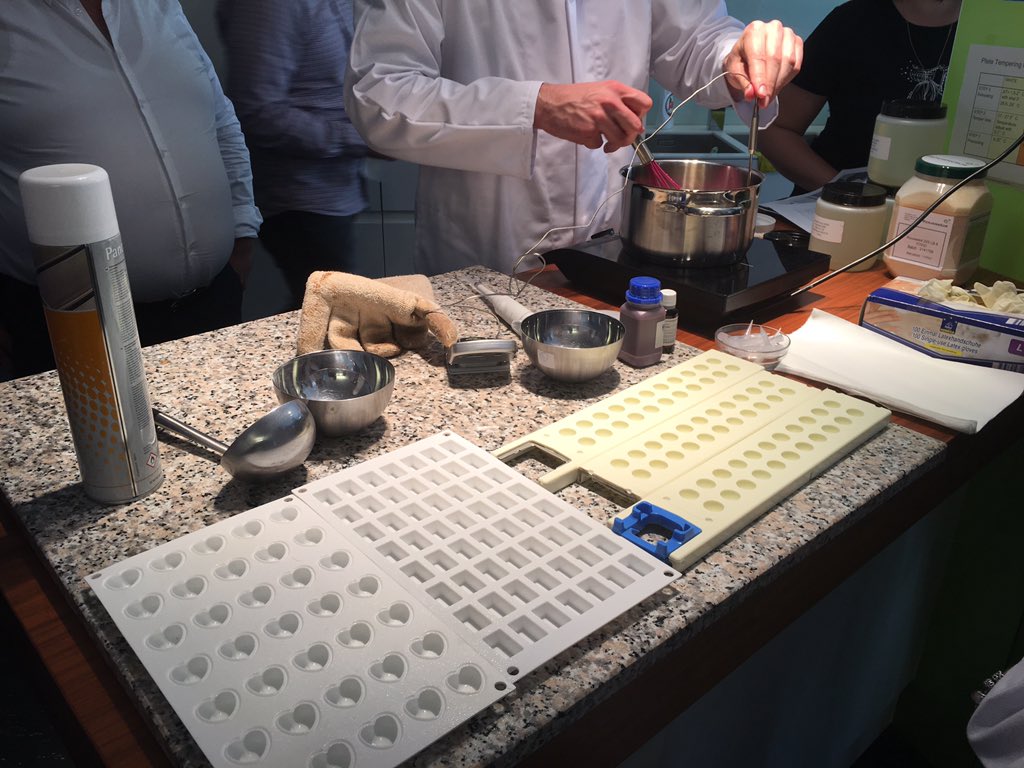 JeanDecrane's tweet image. Another productive day at the KUK Academy in Györ (Hungary) with Jeff Daelman, promoting Stabicaps and Simogel for starchless gummies #Rousselot #StabiCaps #SiMoGel #Innovations #future #sweets