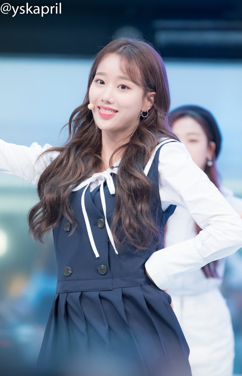 YUSUKE_DSP's tweet photo. 20180425 APRIL ナウン 池袋リリイベ #APRIL #에이프릴  #エイプリル #나은 #NAEUN #ナウン #反転魅力 #美人だけどお面白い
@APRIL_DSPmedia @4wallE https://t.co/hZU13fxinK