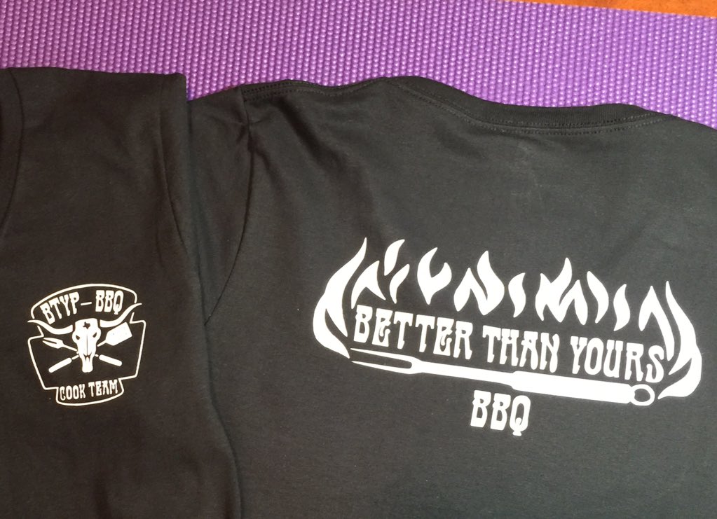 ElizabethYocum_'s tweet photo. 1st time making shirts.  Huge success! #gettingmycraftyon https://t.co/N1YG2DsrwL