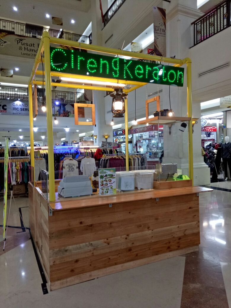GrandITC_PH's tweet photo. Ada yang baru nih dari #GrandITCPermataHijau , ada makanan kekinian yang pasti kamu suka smart shoppers. 

Sekarang di hall barat Grand ITC Permata Hijau sudah dibuka Cireng Keraton. Yuk segera mampir dan cicipi kelezatannya. #PromoITC https://t.co/j06fhV4EQe