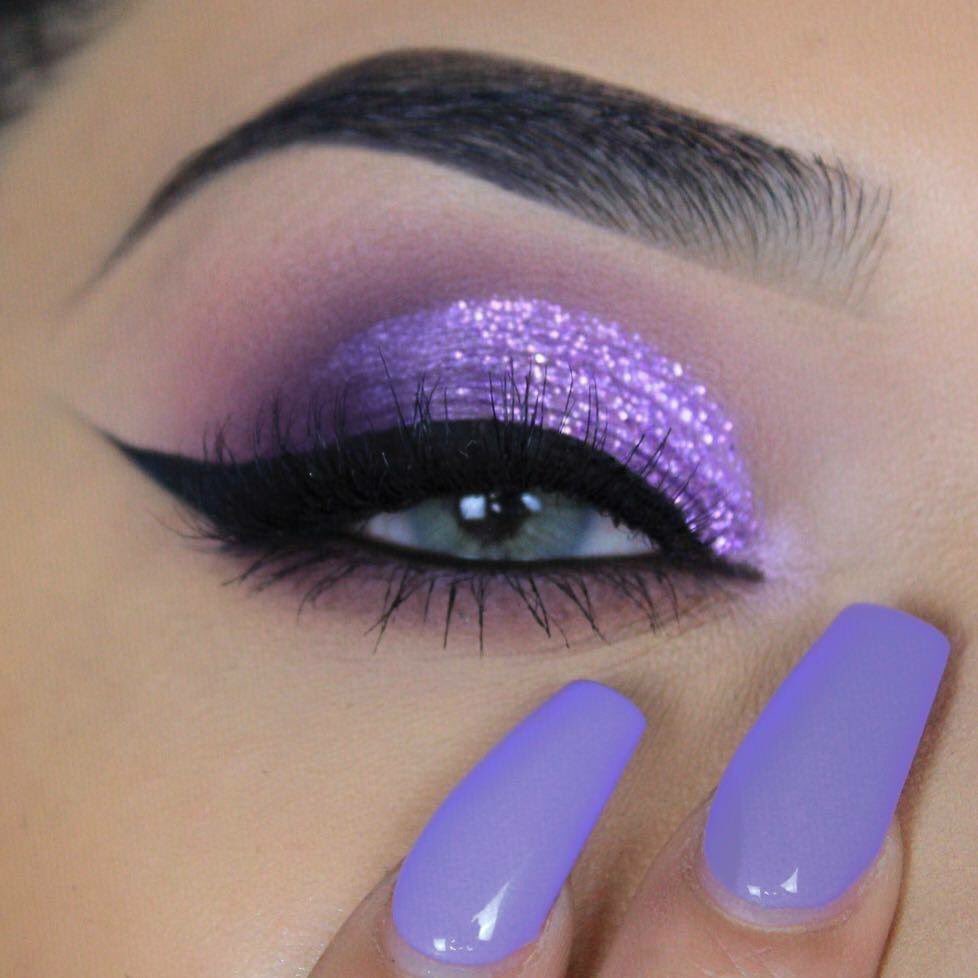 zeroposes's tweet photo. #mirada #colorvioleta  #moda #zeroposes #guapa #maquillaje #delineado #glam https://t.co/VmrFnl8Pgq