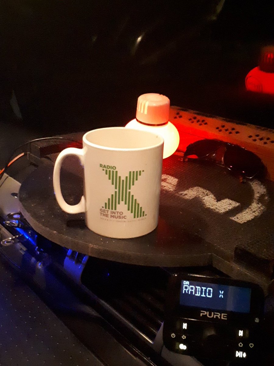 jdclegg74's tweet photo. @RadioX @IssyPanayis Morning Issy.
Just about to get going in my truck. Basildon to Rochester to Swindon then home to Merthyr, South Wales.
You, Moyles and Toby keeping me company today 👌
John Clegg https://t.co/nGCW71LleD