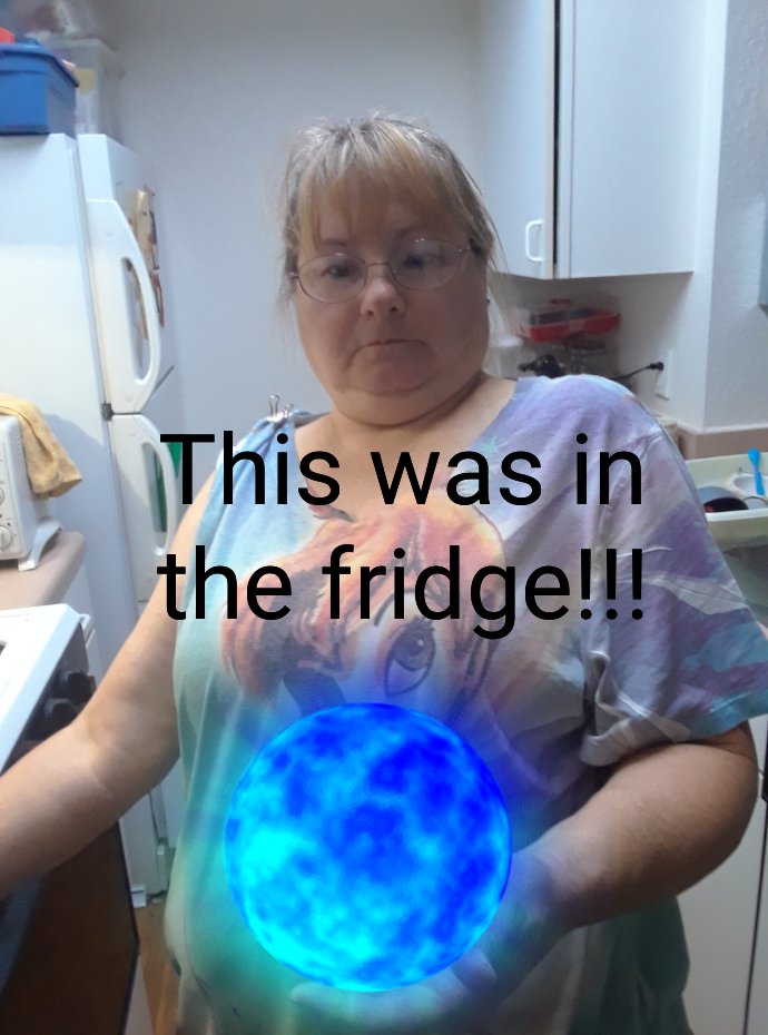 Topflight1978's tweet image. You guys ever find something strange in your fridge? #whatweirdstuffyougot #joinconv #commentbellow #hitlike #teamfollowback