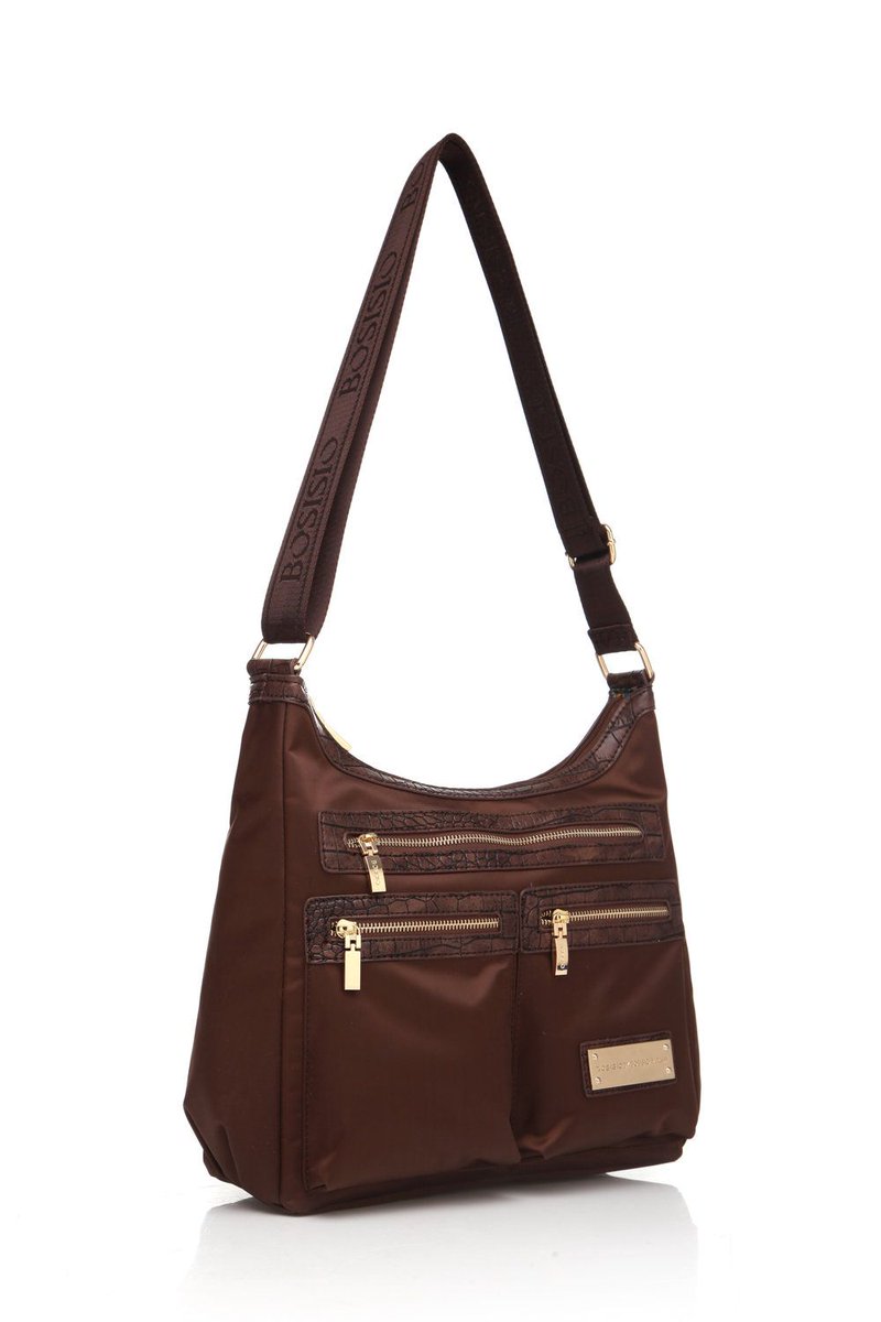 bosisio_sol's tweet image. #Bosisio handbags #magazinecollection, The best quality. Different colors and models. #10AnosEnalteciendoALaMujerLatina #bosisioparinioriginal #carteras #handbagsfashion #carterasdemoda #bolsas #carterasalmayor #handbags #handbagshop  Pidelo YA: buff.ly/2KgEyTO