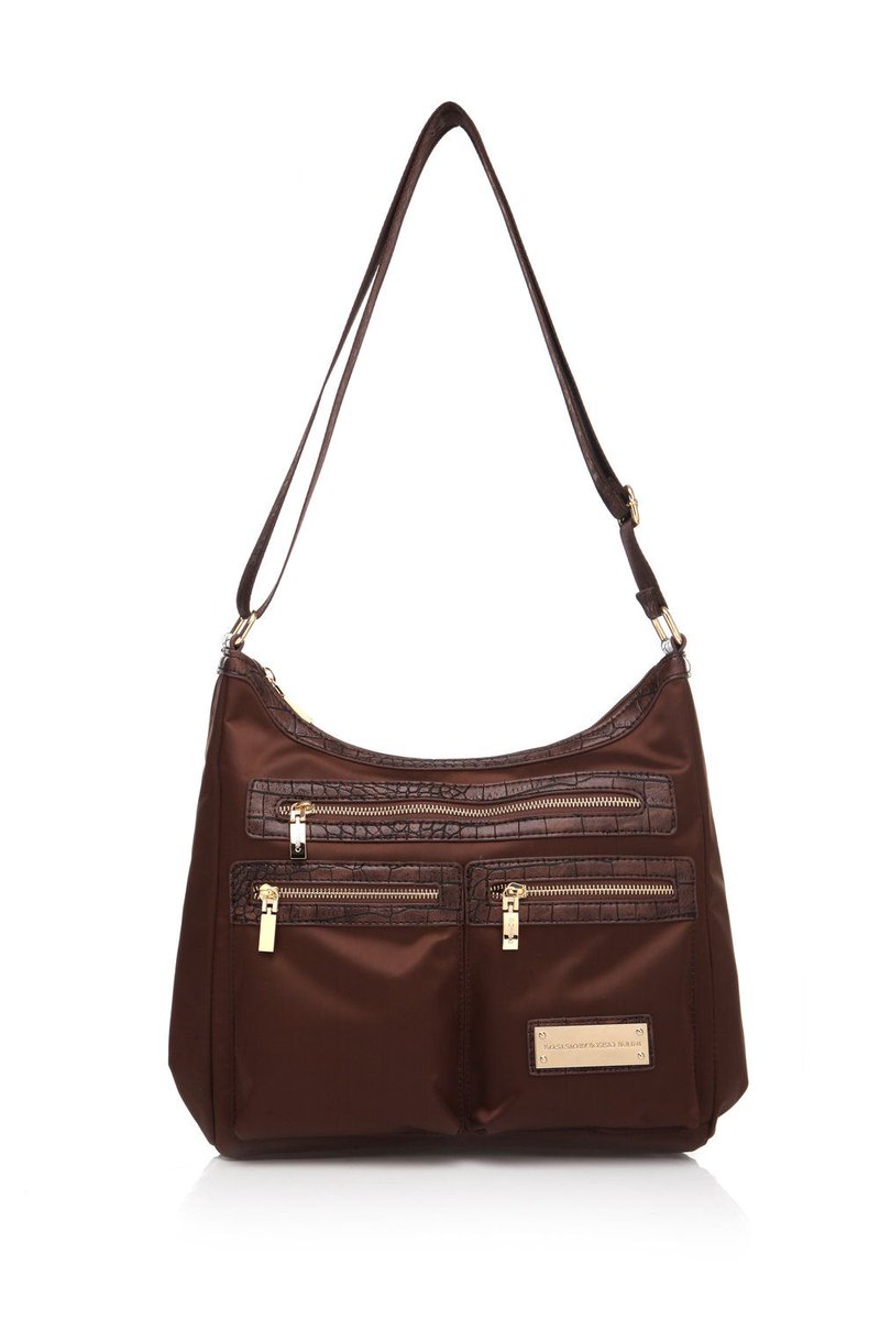 bosisio_sol's tweet image. #Bosisio handbags #magazinecollection, The best quality. Different colors and models. #10AnosEnalteciendoALaMujerLatina #bosisioparinioriginal #carteras #handbagsfashion #carterasdemoda #bolsas #carterasalmayor #handbags #handbagshop  Pidelo YA: buff.ly/2KgEyTO