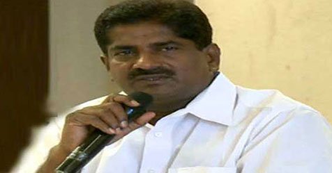 eenadulivenews's tweet image. బాబు, జగన్‌ కలసి పనిచేయలేరా? 
 goo.gl/vUcA8M 
 #AshokBabu #APDemandsSpecialStatus