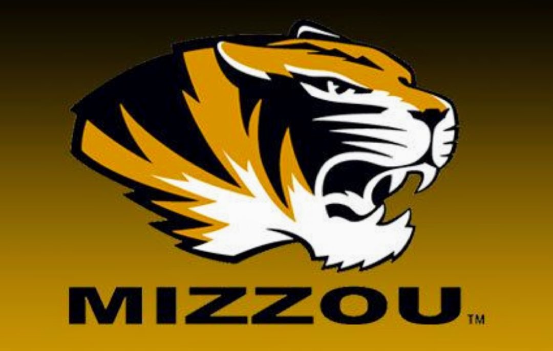 mosesmoody's tweet photo. Grateful to have received an offer from the University of Missouri - Thank You! @MizzouHoops https://t.co/acu4R9wmXh