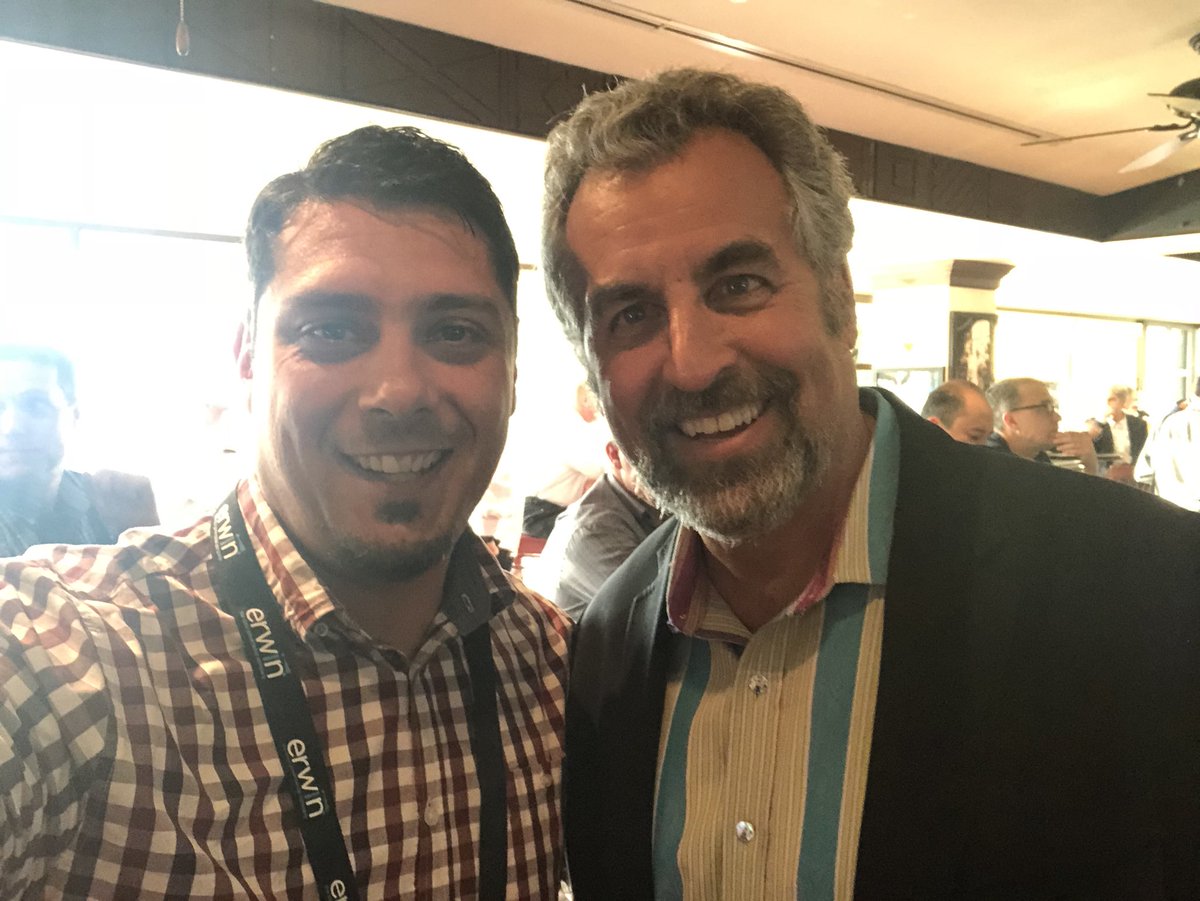 pgrobler101's tweet photo. So indebted to this man @lensilverston.  You’re the boss with your #universaldatamodels! You’ve indirectly helped with our @Zetta_Impact #mdm projects at @Medscheme, @Mediclinic, @TruworthsTweets.  @DimagoMDM. Thank you. https://t.co/IuglPjzjbM