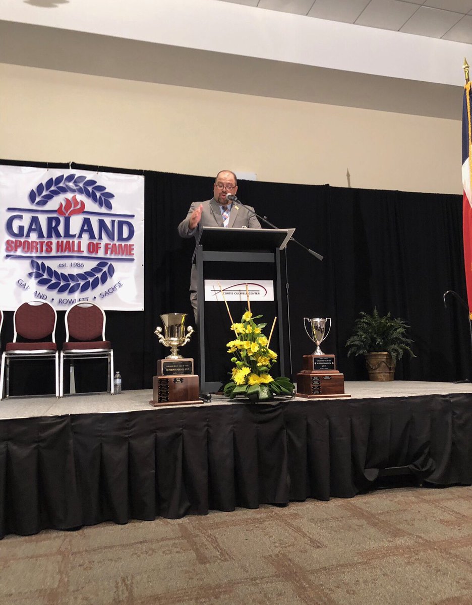 jatalley's tweet photo. I really loved my first Garland Sports Hall of Fame Banquet. Serving on this board and giving back to the community of Garland, Rowlett and Sachse by ensuring the future of athletics is so rewarding. Love this community! #ChooseGISD https://t.co/mjQ1ZGrkNz