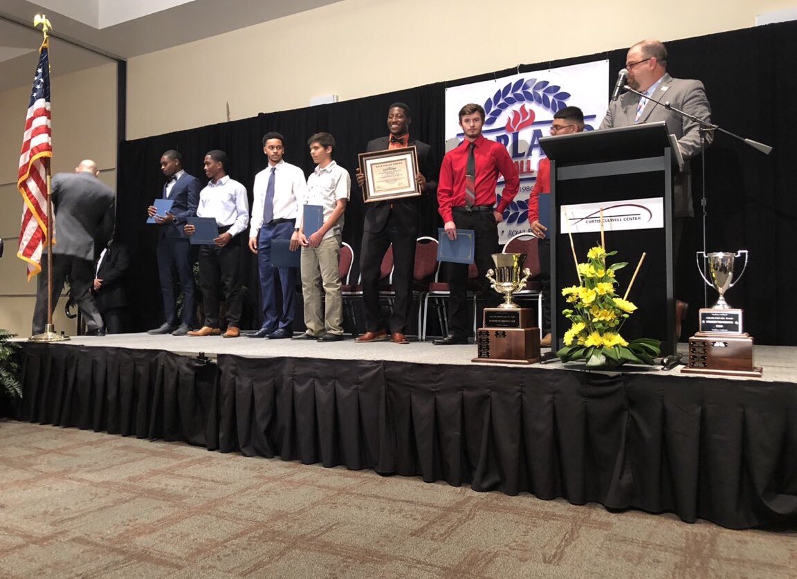 I really loved my first Garland Sports Hall of Fame Banquet. Serving on this board and giving back to the community of Garland, Rowlett and Sachse by ensuring the future of athletics is so rewarding. Love this community! #ChooseGISD