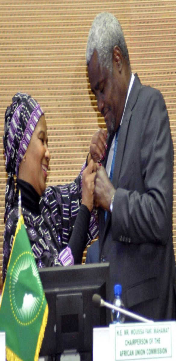 BinetaDOfficial's tweet photo. @AWLNetwork #AllforShe #HeforShe pinning of @_AfricanUnion Chairperson @AUC_MoussaFaki by @UN_Women Executive Director @phumzileunwomen during The #AWLNetwork Second Forum under the theme #WomenTogether4Africa we want: From Commitment to Action” @UN_Women @ECA_OFFICIAL @UN https://t.co/SSfHaavmgq