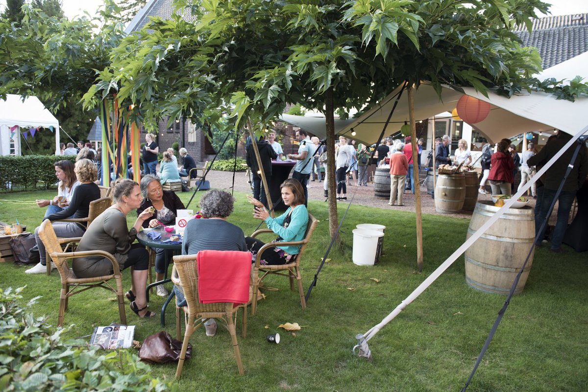 Wil je op de hoogte blijven van wat er gebeurt in en rondom de Zandbak? Meld je aan voor de nieuwsflits die maandelijks verschijnt #ezine #bdz18 ow.ly/B9gY30jFgxO