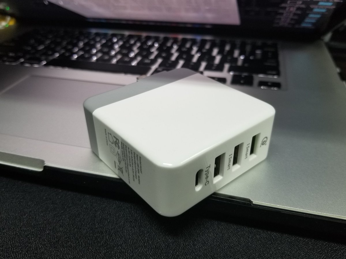 Mattchow88's tweet image. Dont need overpriced Apple charger to charge your new macbooks.  Check it out.  TypeC connection, fast charging. #goqi #chargingadapter