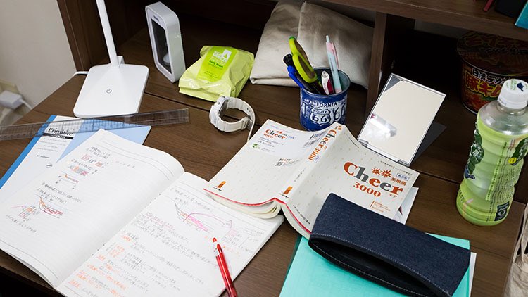 【ついに妄想が現実に】

男 子 高 校 生 の 部 屋 を
作 り ま し た 。

女子が妄想する「理想の男子部屋」を再現してみた | Relife mode（リライフモード）　くらしを変えるきっかけマガジン… 