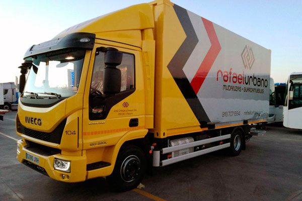 MudanzasBlog's tweet image. ¿Por qué es tan importante confiar tu #mudanza a una empresa de #mudanzas profesional? Te explicamos todas las razones en este artículo #empresademudanzas #mudanzasbaratas buff.ly/2I07rSl