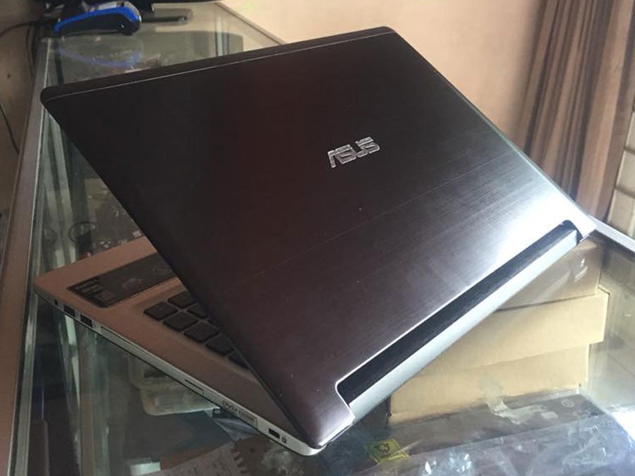 Laptop Bekas Malang tweet media