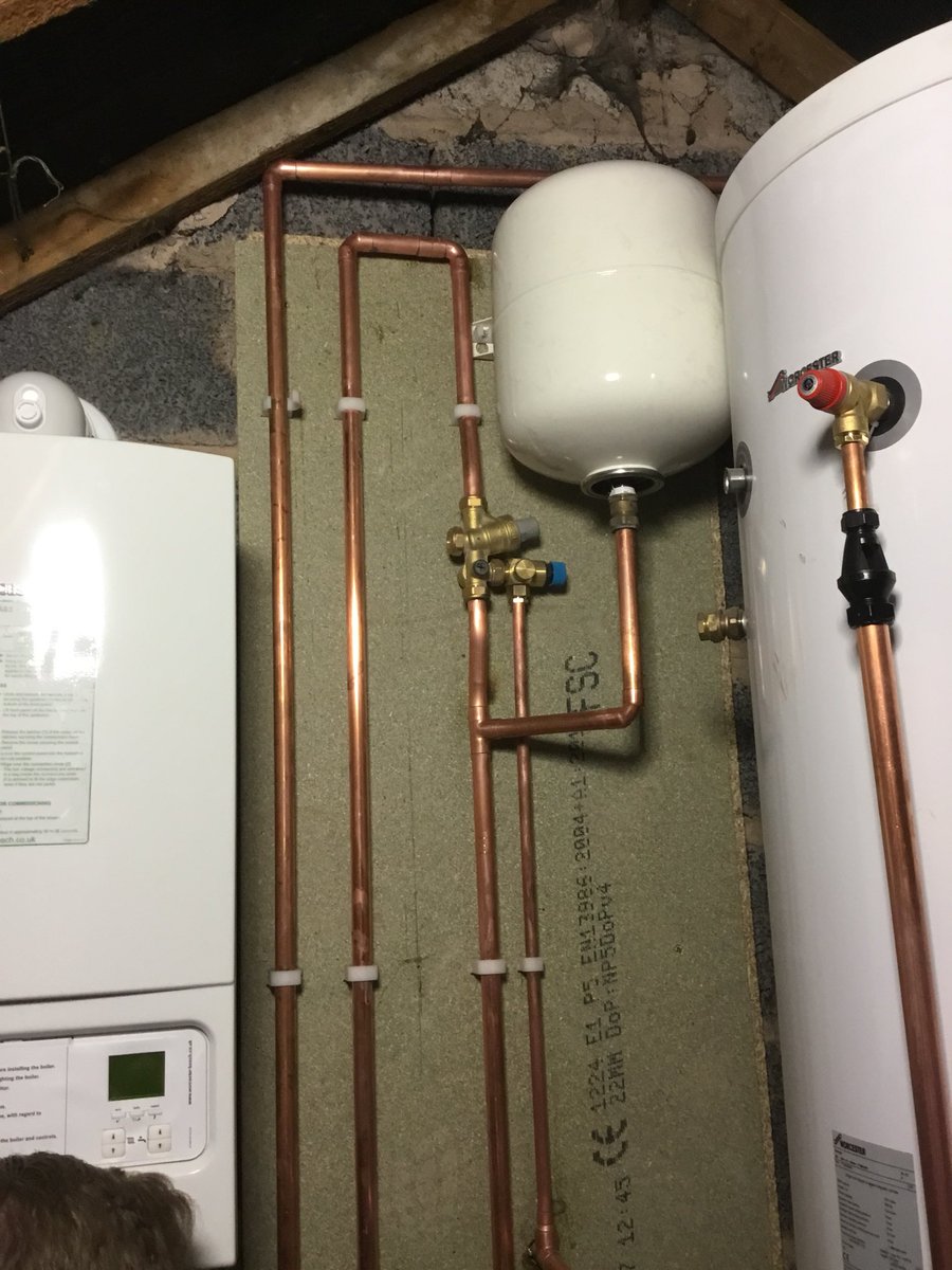 360psltd's tweet image. Near the end of this job in Bath. #Worcester 
Just the condense and wiring to finish!😉